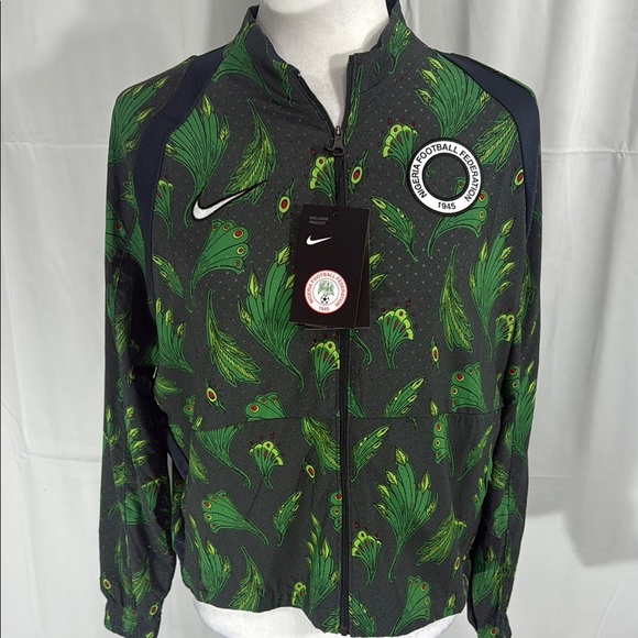 Nike Women’s Nigeria Naija Cropped Dry-Fit Soccer Jacket Size Small - Picture 1 of 11